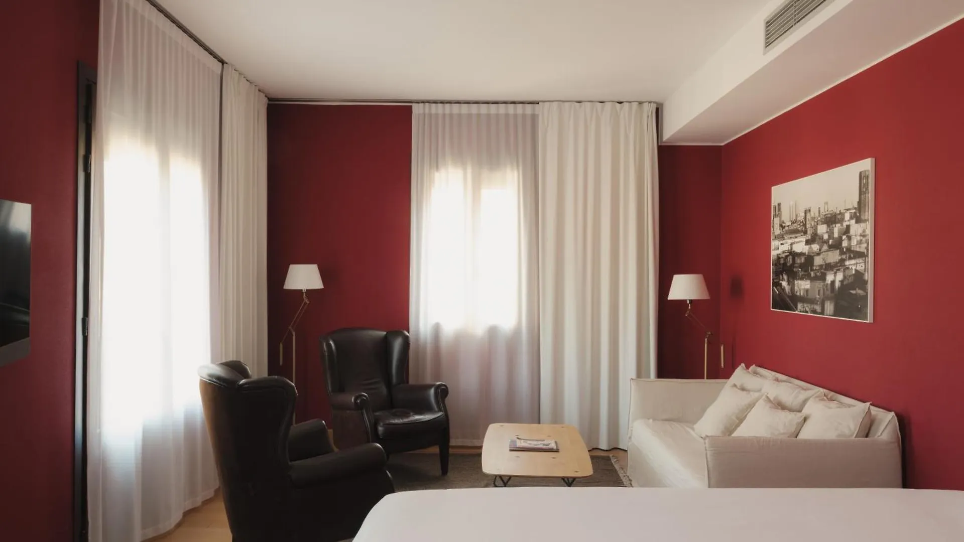 Casa Camper Barcelona Hotel 4*,